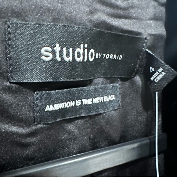 Torrid Studio Ponte Buttoned Tailored Suit Vest - Picture 5 of 7